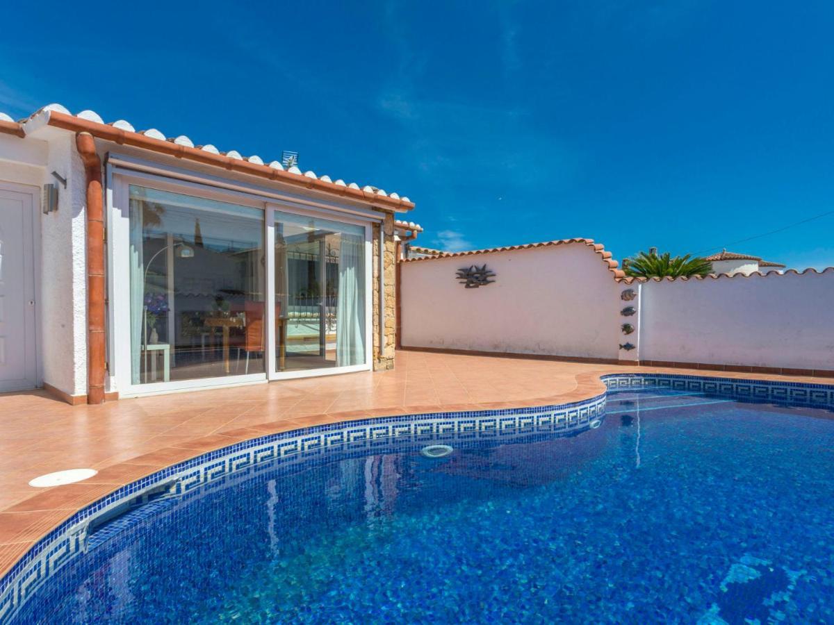 Holiday Home Peni By Interhome Empuriabrava Ngoại thất bức ảnh