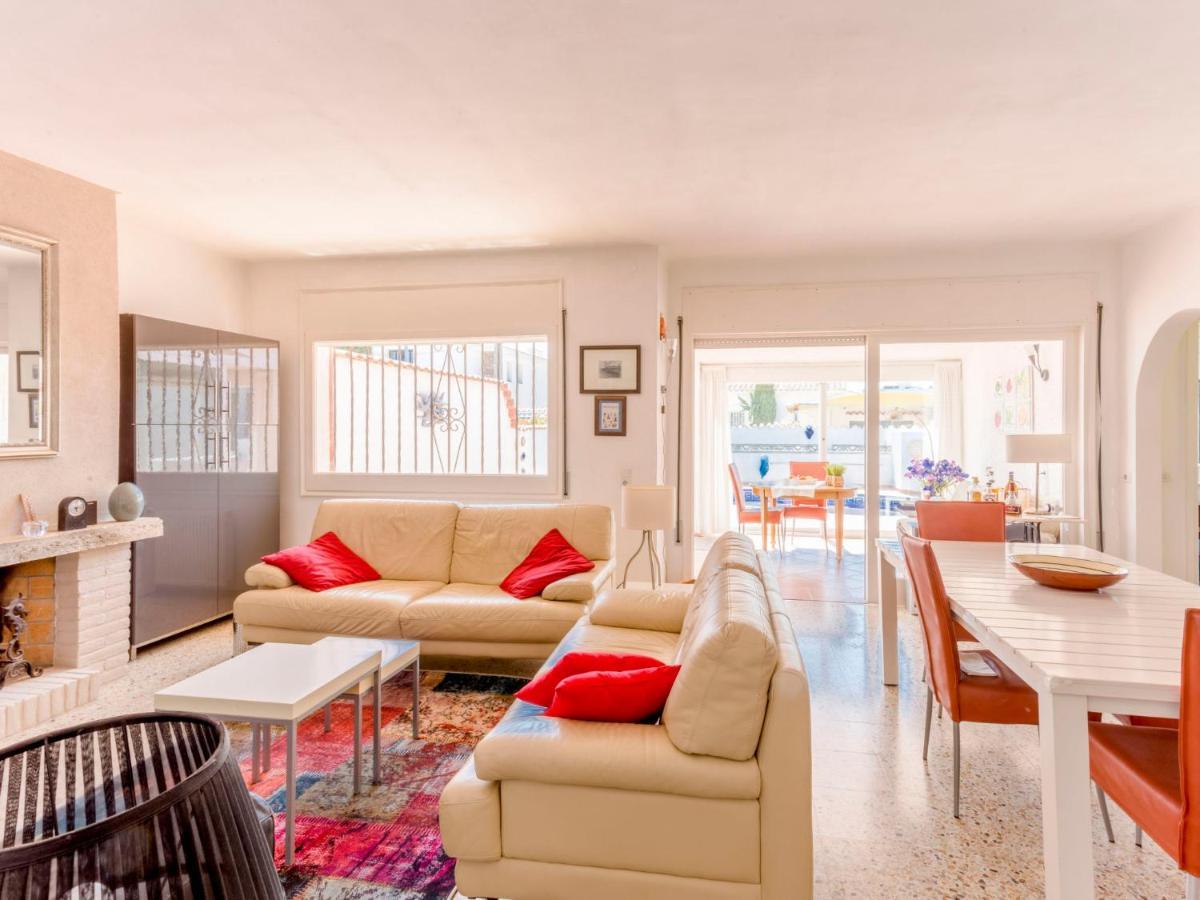 Holiday Home Peni By Interhome Empuriabrava Ngoại thất bức ảnh