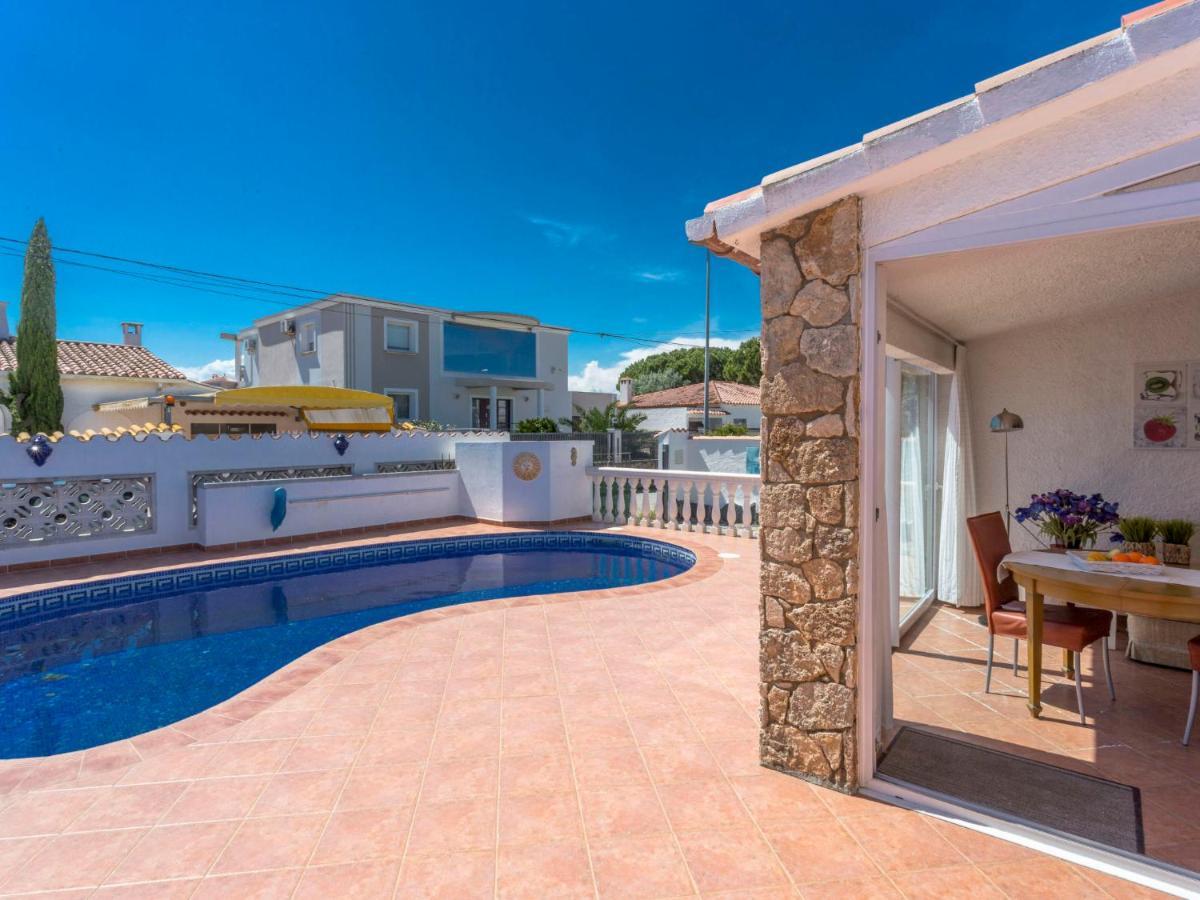 Holiday Home Peni By Interhome Empuriabrava Ngoại thất bức ảnh